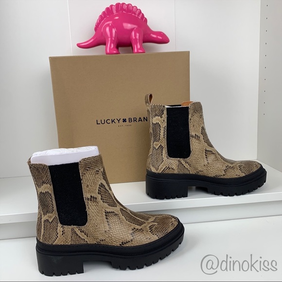 LUCKY BRAND Ellerey Lug Leather Bootie Boot - Picture 6 of 16